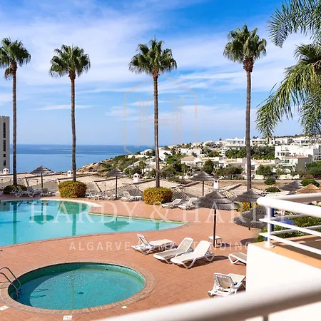 Sea View With Pool - Walk To - N34 *